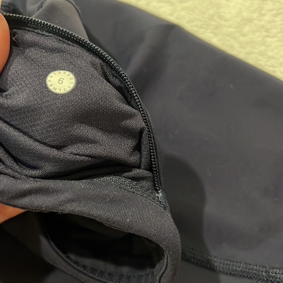 Lululemon Capris Leggings - Picture 9 of 11
